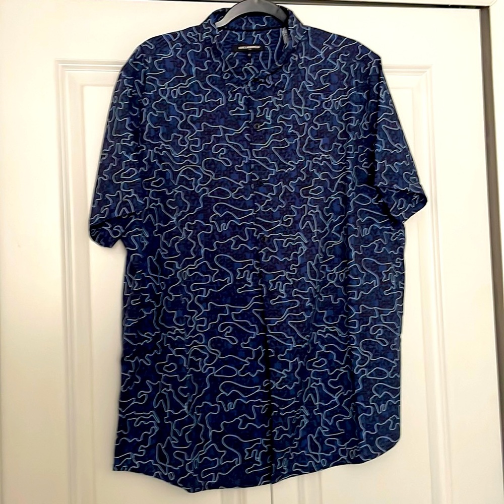 Karl Lagerfeld Paris mens casual button down shirt sleeve shirt